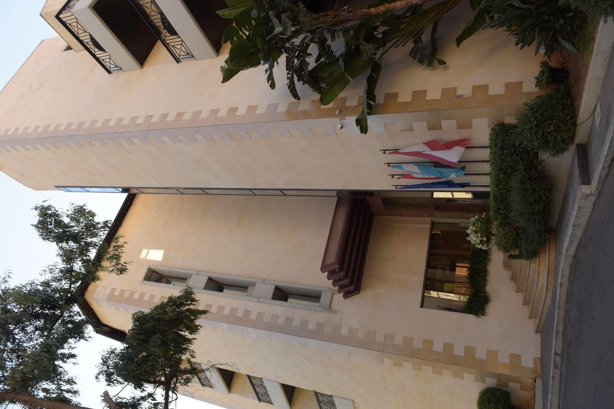 Luxor Hotel Jounieh Luaran gambar